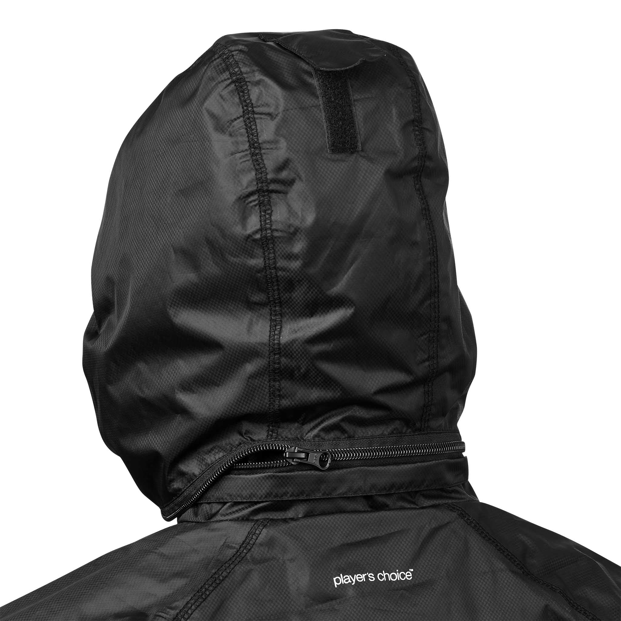 Closeup af sort All-weather jacket Monaco v24 hætte og lynlås, Match & Training tøj
