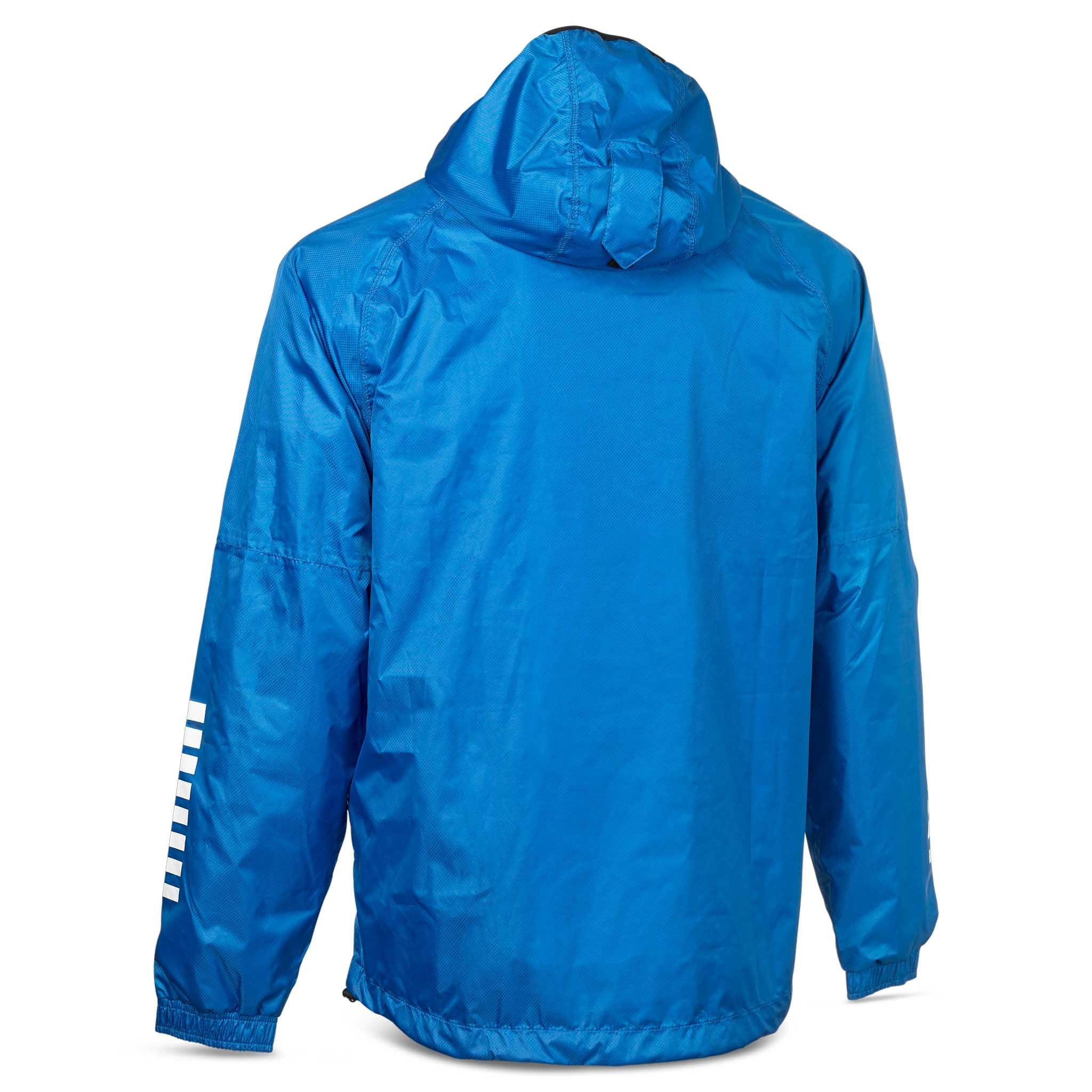 Bagside af blå All-weather jacket Monaco v24, Match & Training wear, med hætte og hvid ærmedetalje til fodbold.