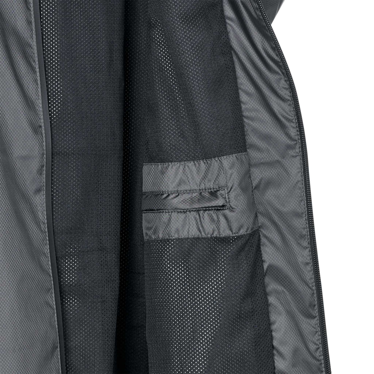 Nærbillede af grå All-weather jacket Monaco v24, Match & Training wear, med indvendigt meshfor og lynlåslomme.