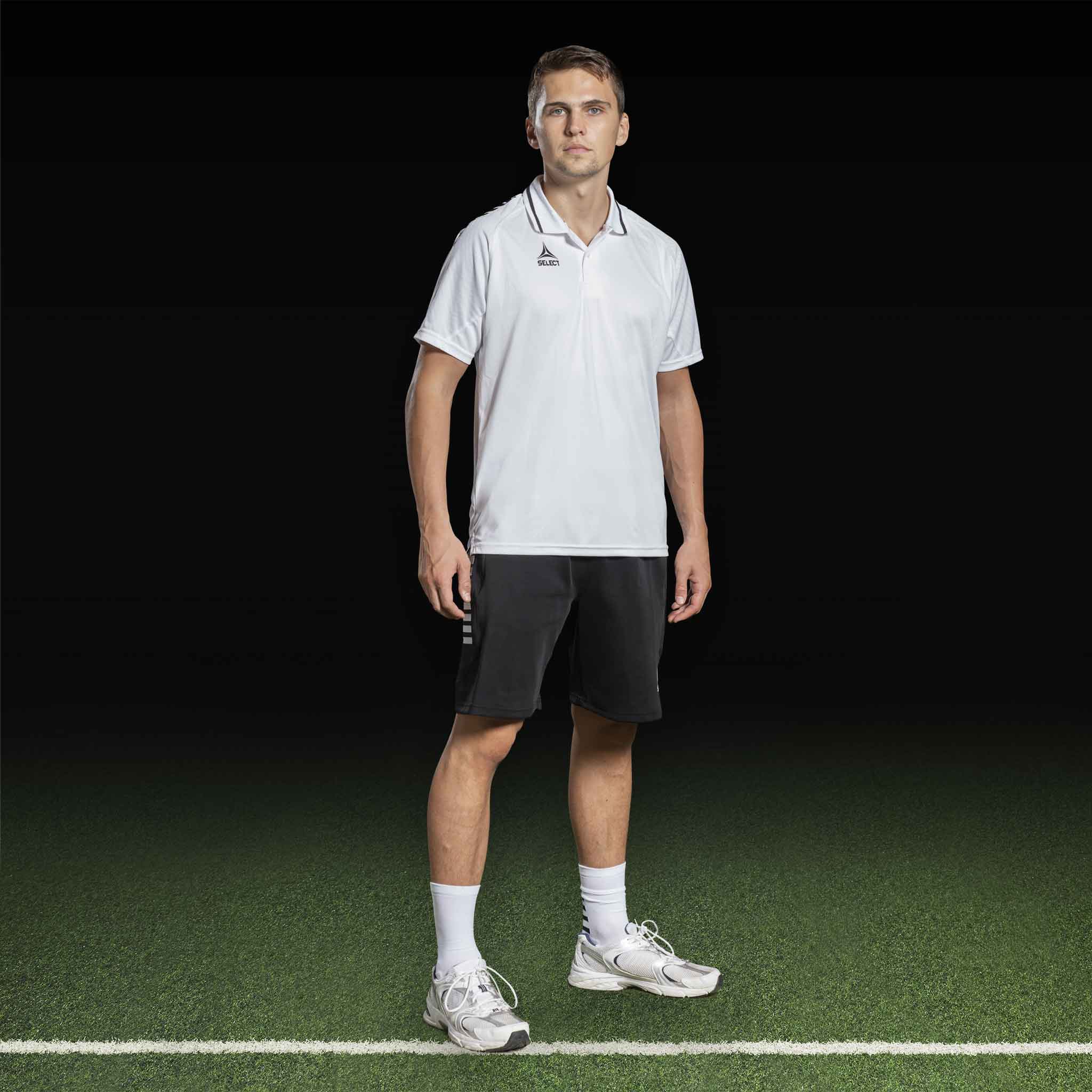 Monaco Bermuda shorts #colour_white/black #colour_black/white