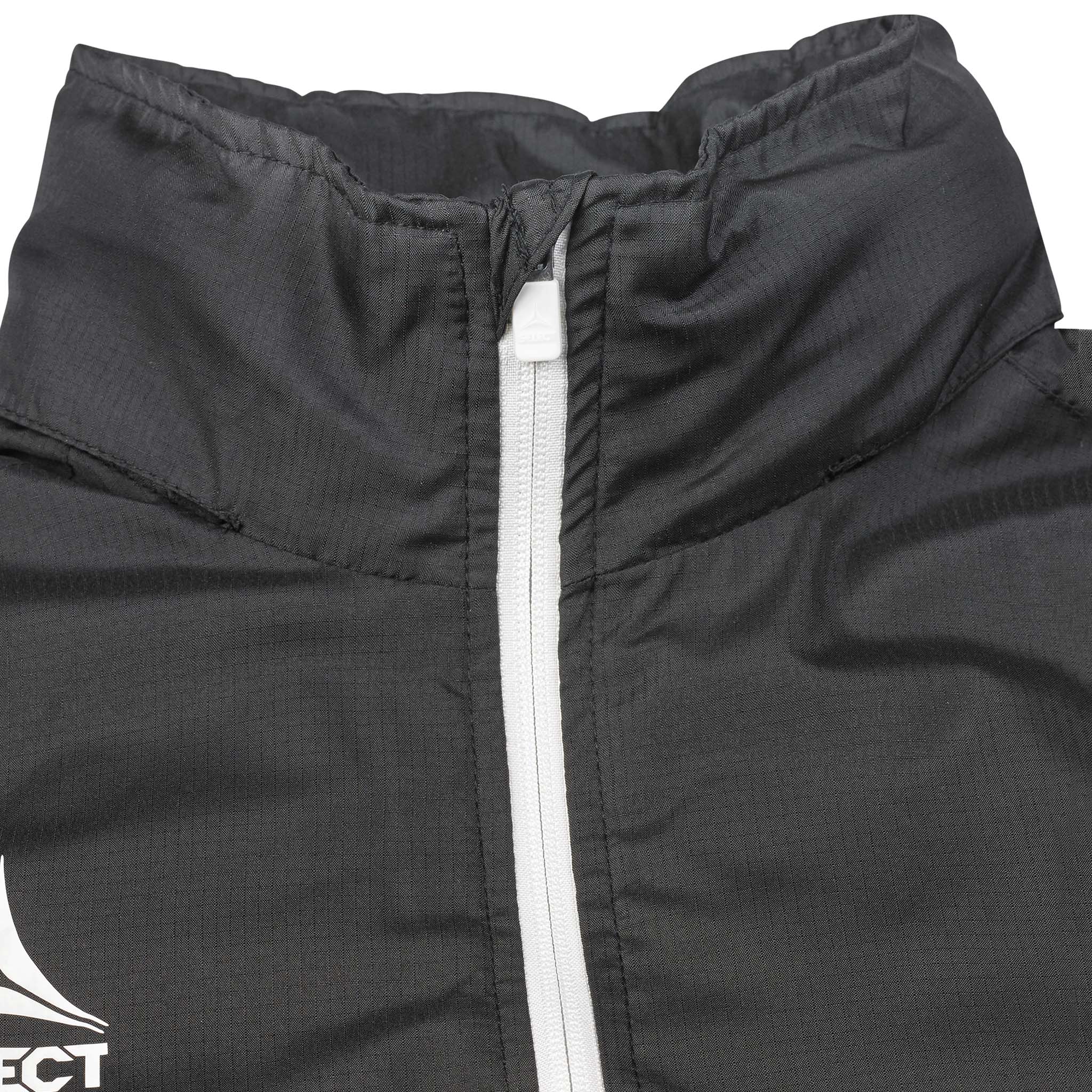 Closeup of black Training jacket Spain v25, Match & Training wear, showing white zipper and collar detail.