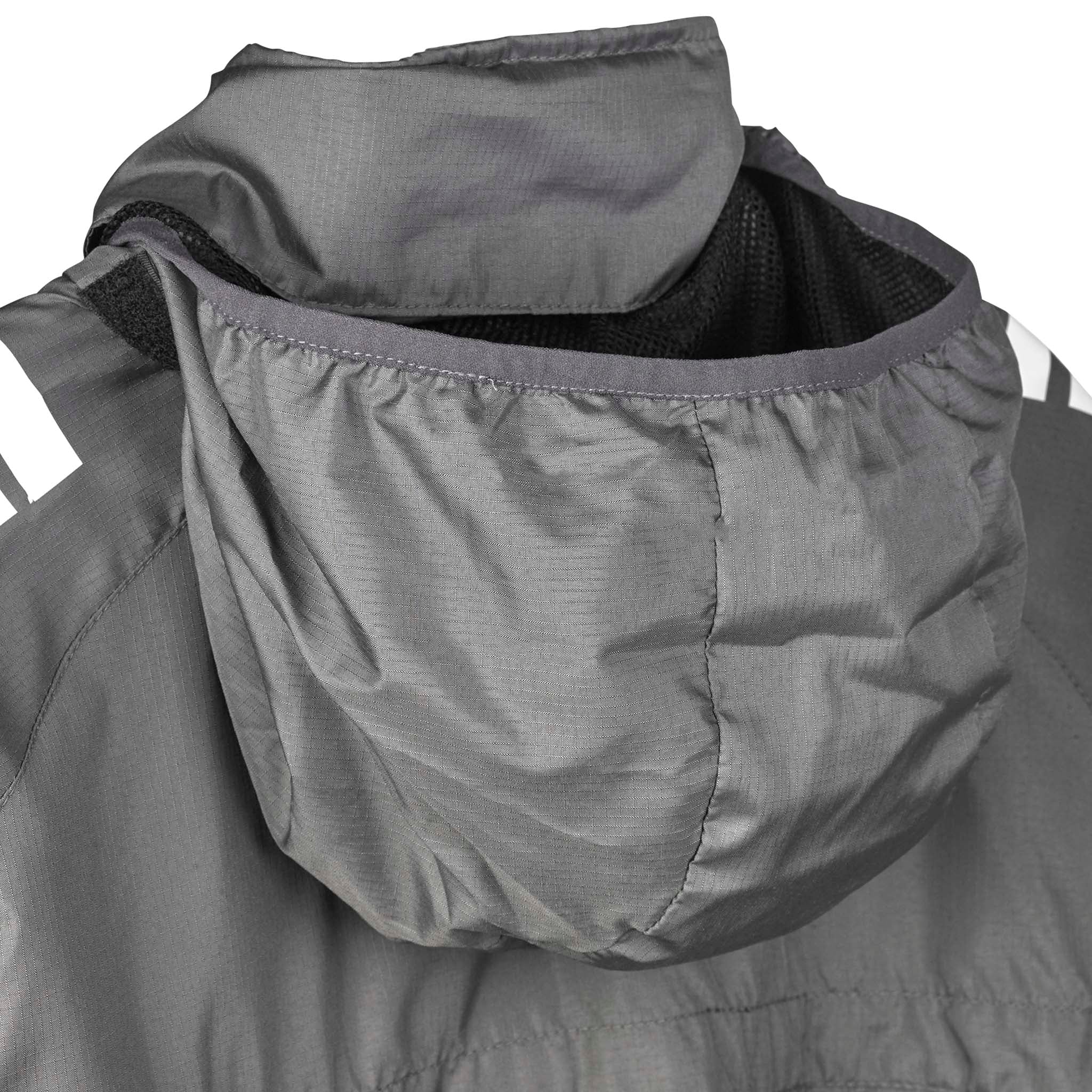 Closeup of grey Training jacket Spain v25 hood with black mesh lining, Match & Training wear