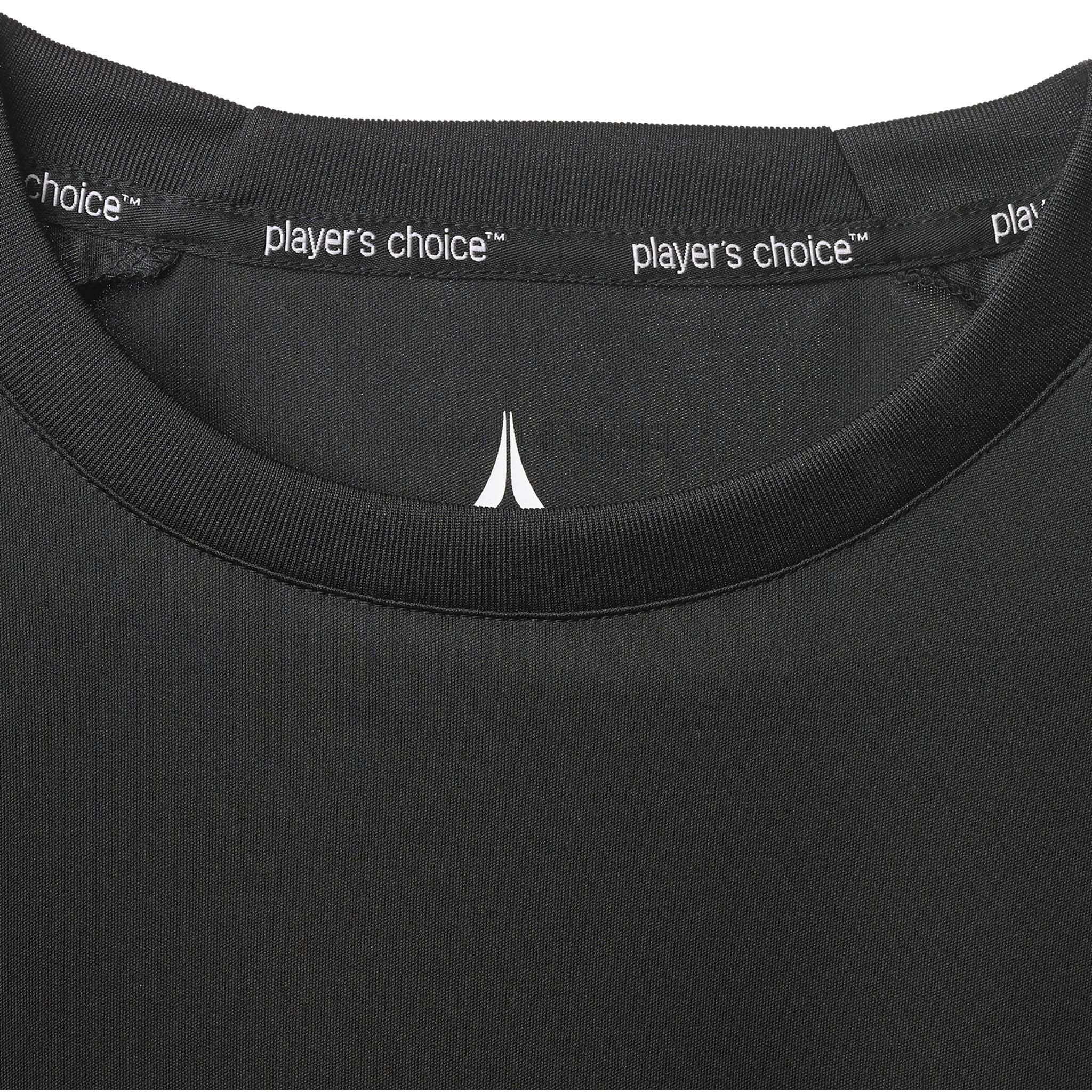 Closeup of black Player shirt L/S Spain v25, Match & Training wear, white logo and 'player's choice' neckline detail