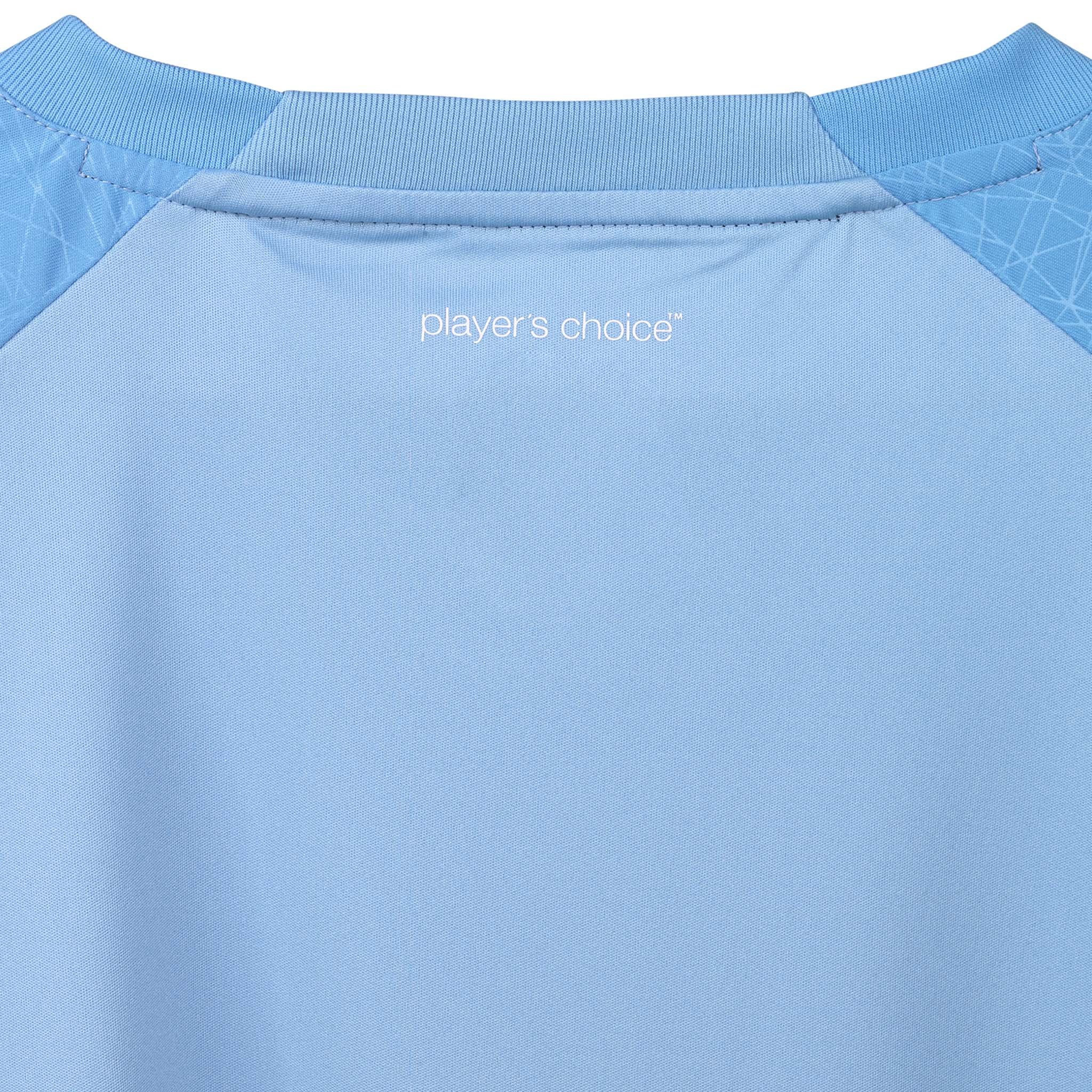 Closeup of Player shirt S/S Spain v25, Match & Training wear, light blue with white logo and football detailing