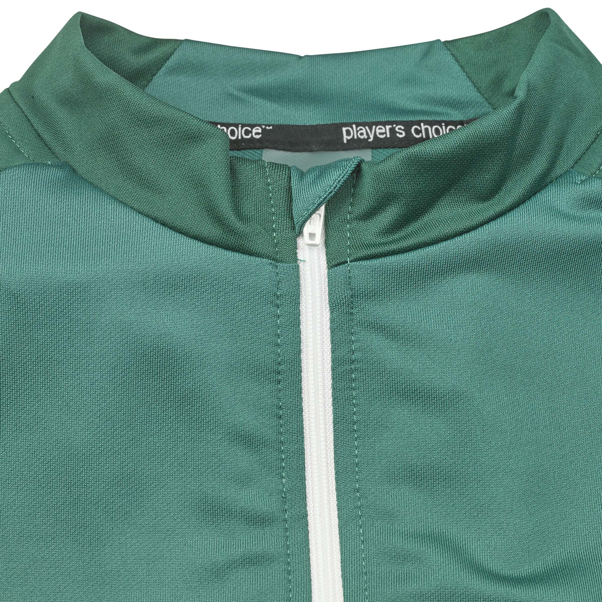 Closeup of green Training sweat 1/2 zip Spain v25, Match & Training wear, white zip and inner collar trim.