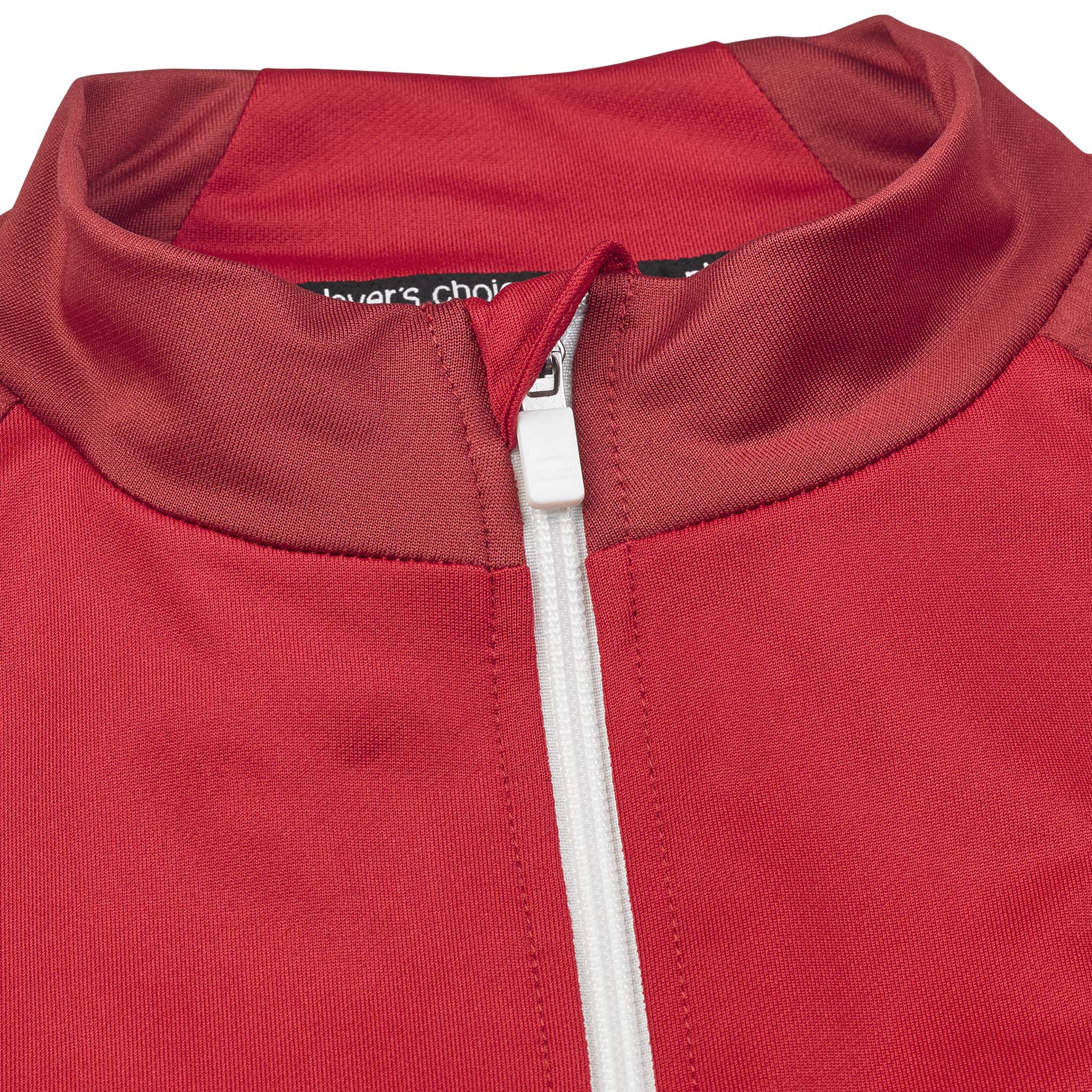 Closeup of red Training zip jacket Spain v25, Match & Training wear, white zip and collar detail