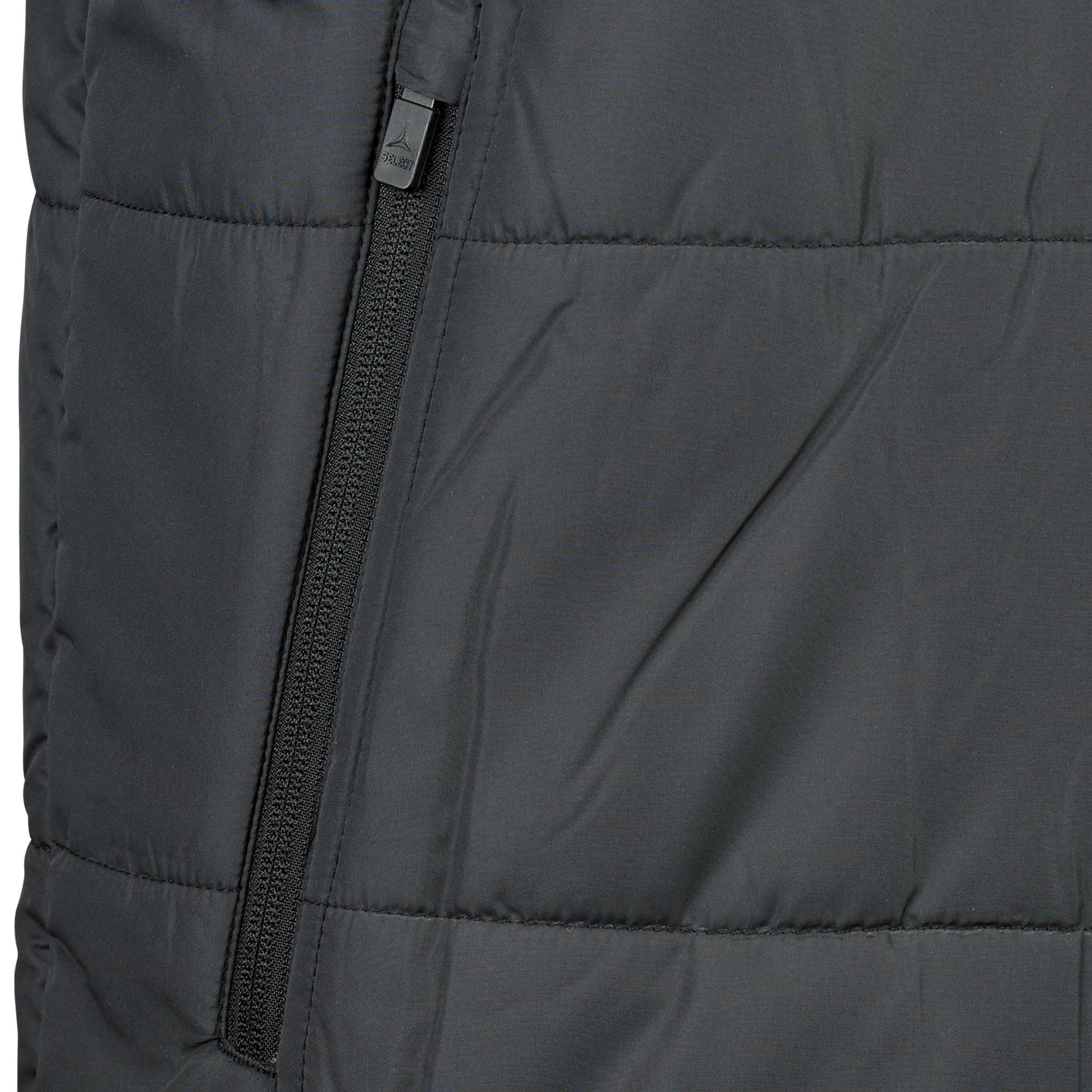 Closeup of black Padded jacket Oxford woman v25, leisure wear, showing quilted fabric and zipper detail.