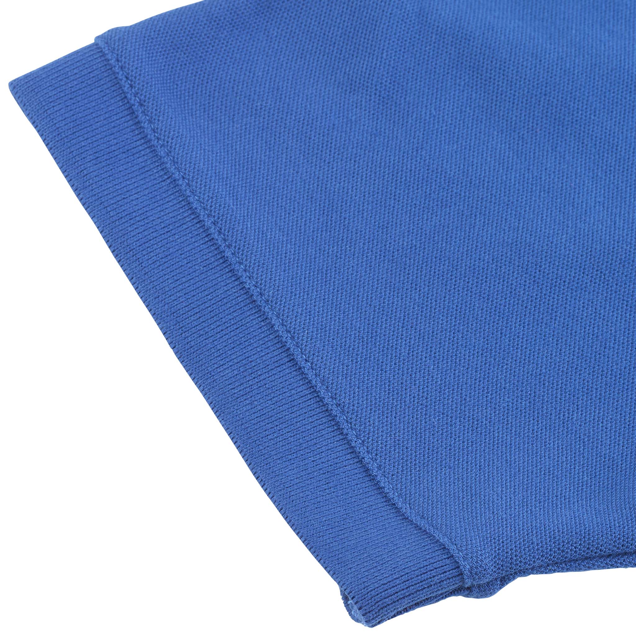 Closeup of blue Polo t-shirt Oxford v25 leisure wear, showing ribbed knit collar and seam detail.