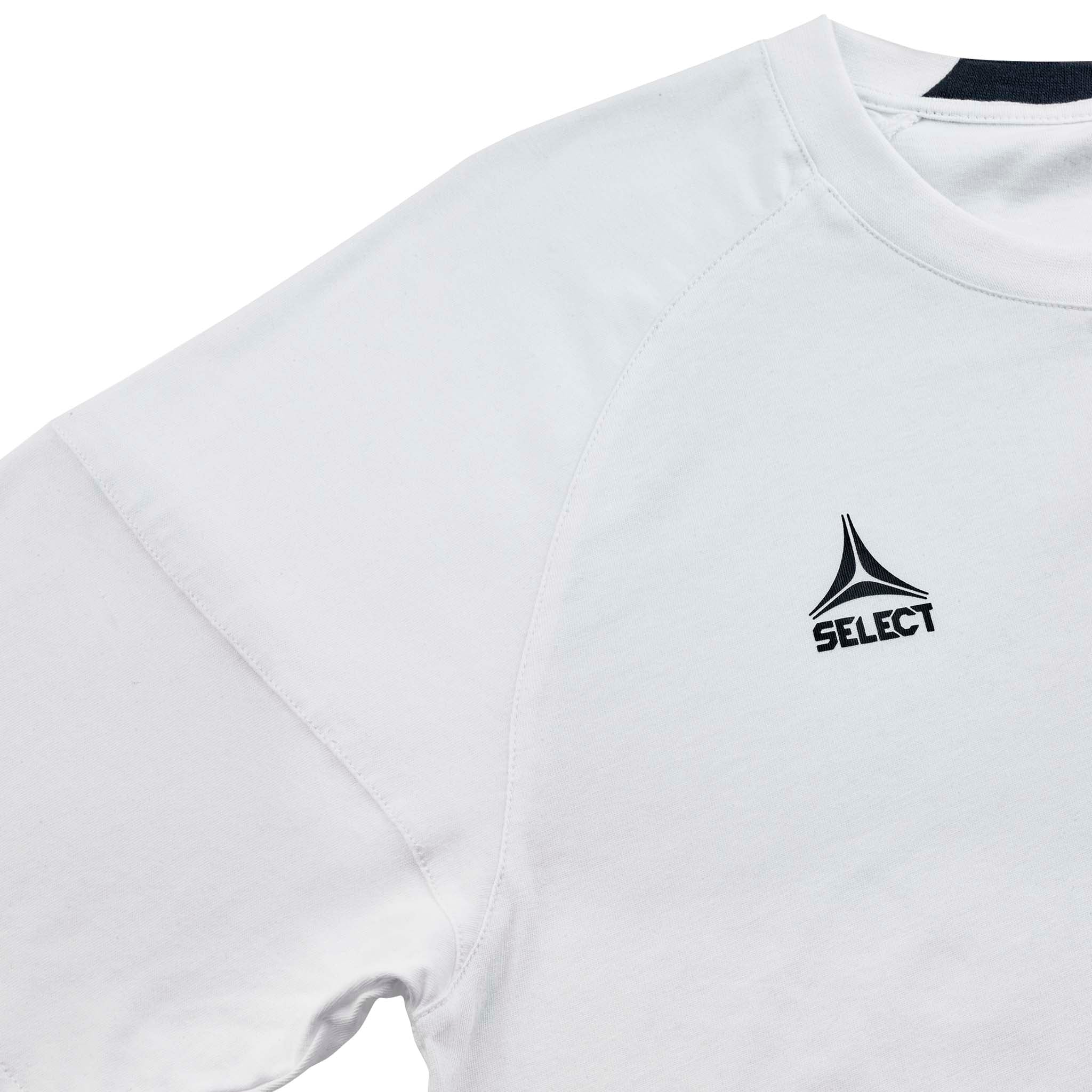 Closeup of white T-Shirt Oxford v25 leisure wear, showing black Select logo and ribbed crew neck.
