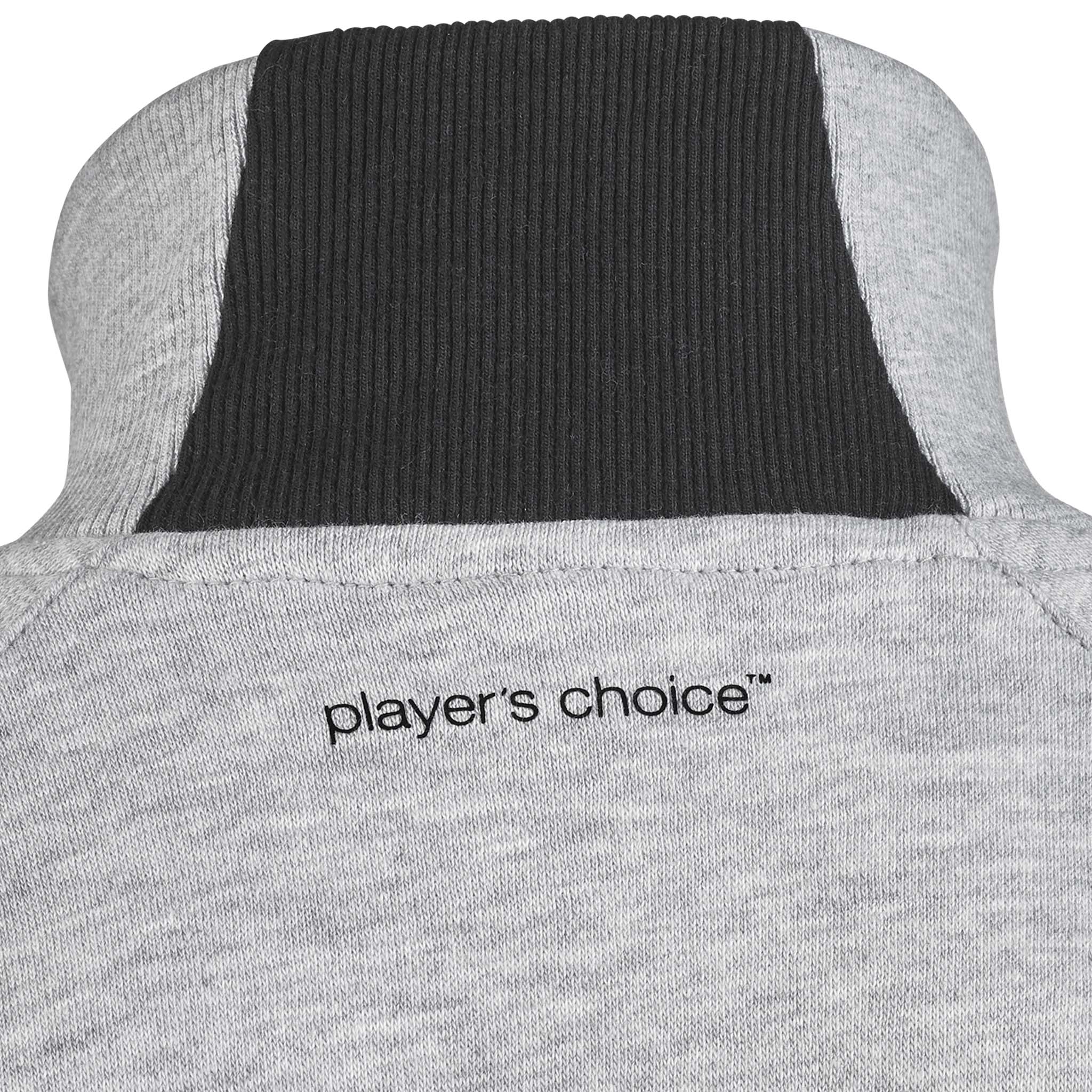 Closeup of grey Zip jacket Oxford v25, leisure wear, showing dark ribbed collar and player's choice print.