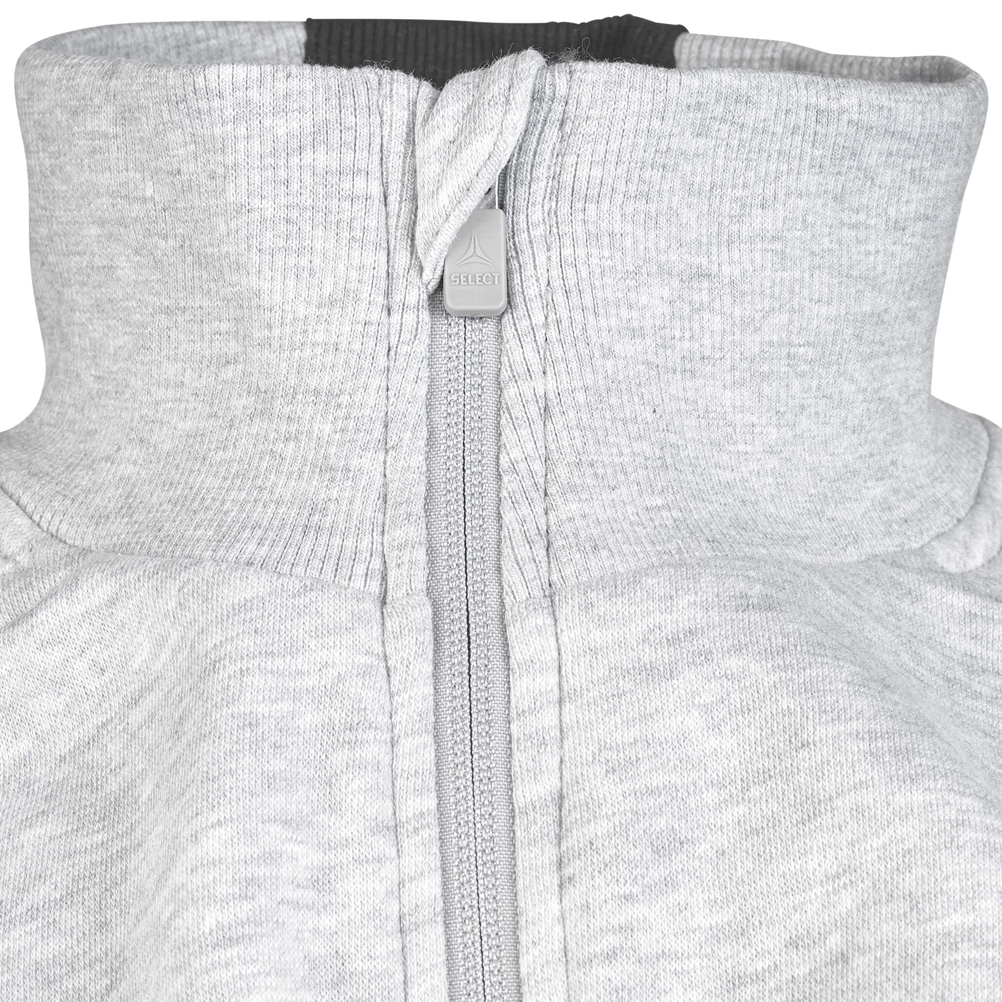 Closeup of grey Zip jacket Oxford v25 leisure wear, showing collar and zipper detail
