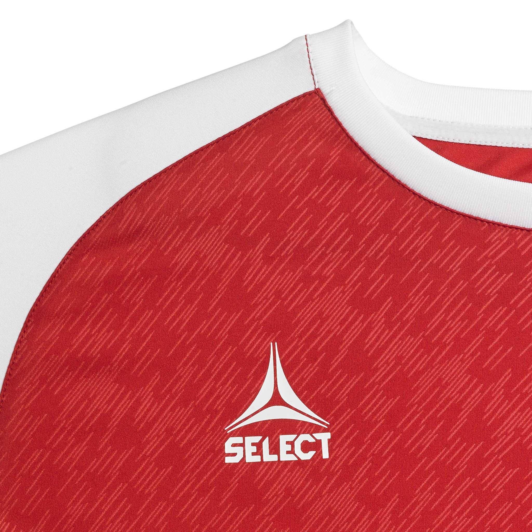 Nærbillede af rød og hvid Player shirt S/S Pisa X fodbold Match & Training wear med Select-logo