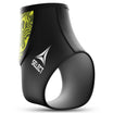 Forside af sort Ankle support sportsstøtte med grønt mønsterdetalje