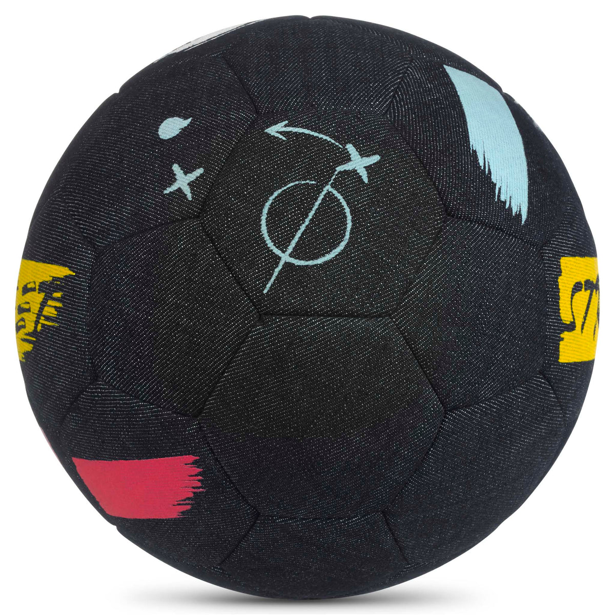 Street v26 marineblå fodbold, set fra højre side, med blå, gule og røde detaljer