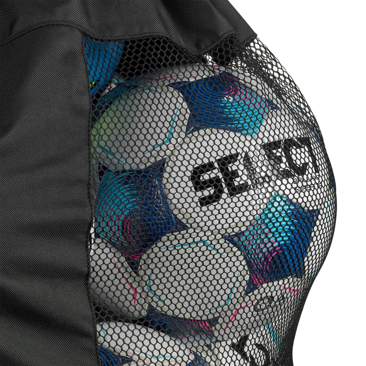Nærbillede af sort net Football bag Select 10-12 balls v26, sportstaske med blå og hvide fodbolde.