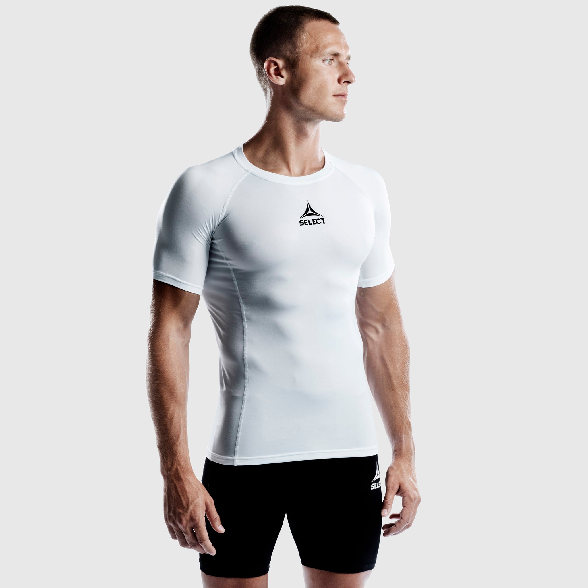 Man football player in white Shirt S/S Baselayer, front page view