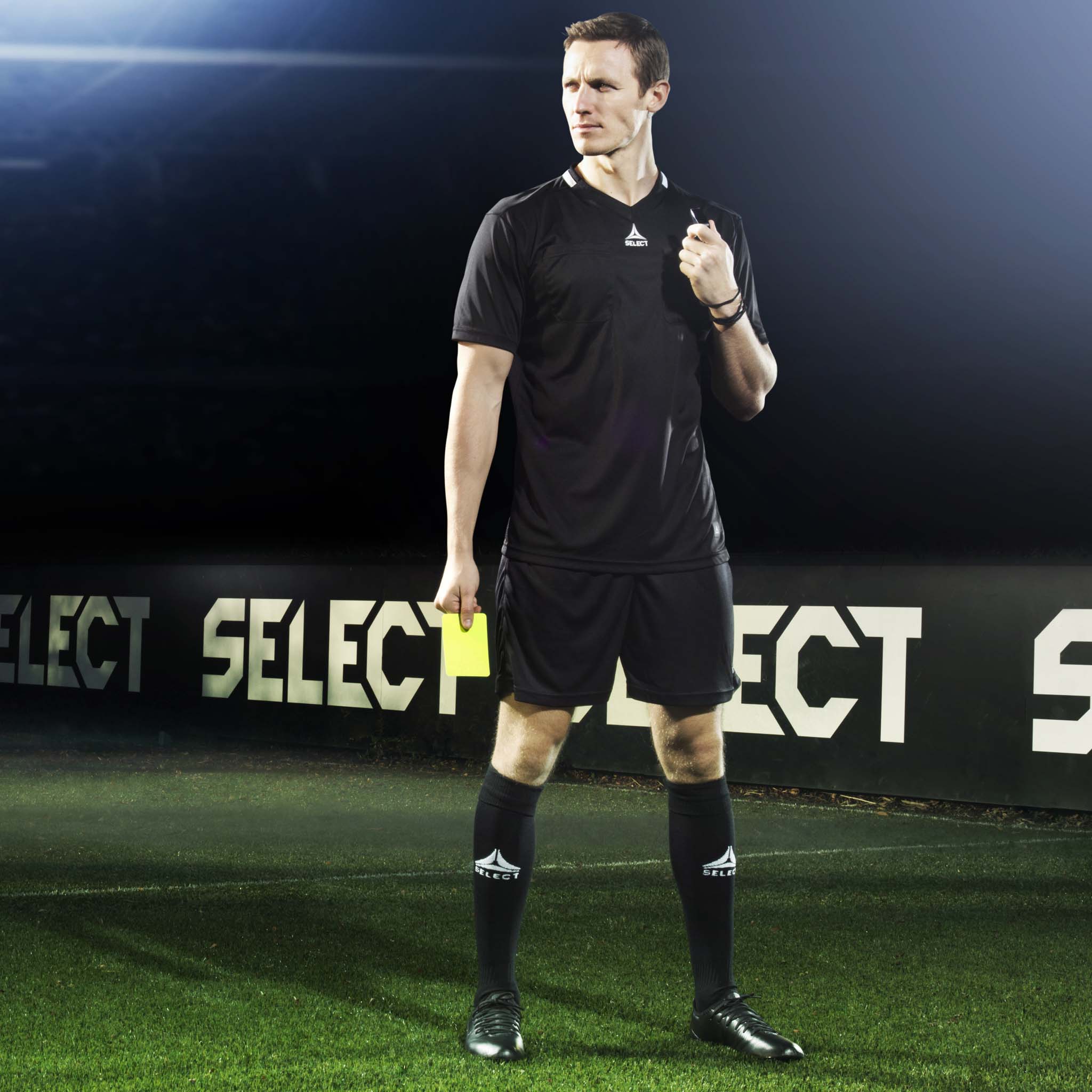 Referee short sleeve shirt - Short #colour_black/black #colour_yellow/black