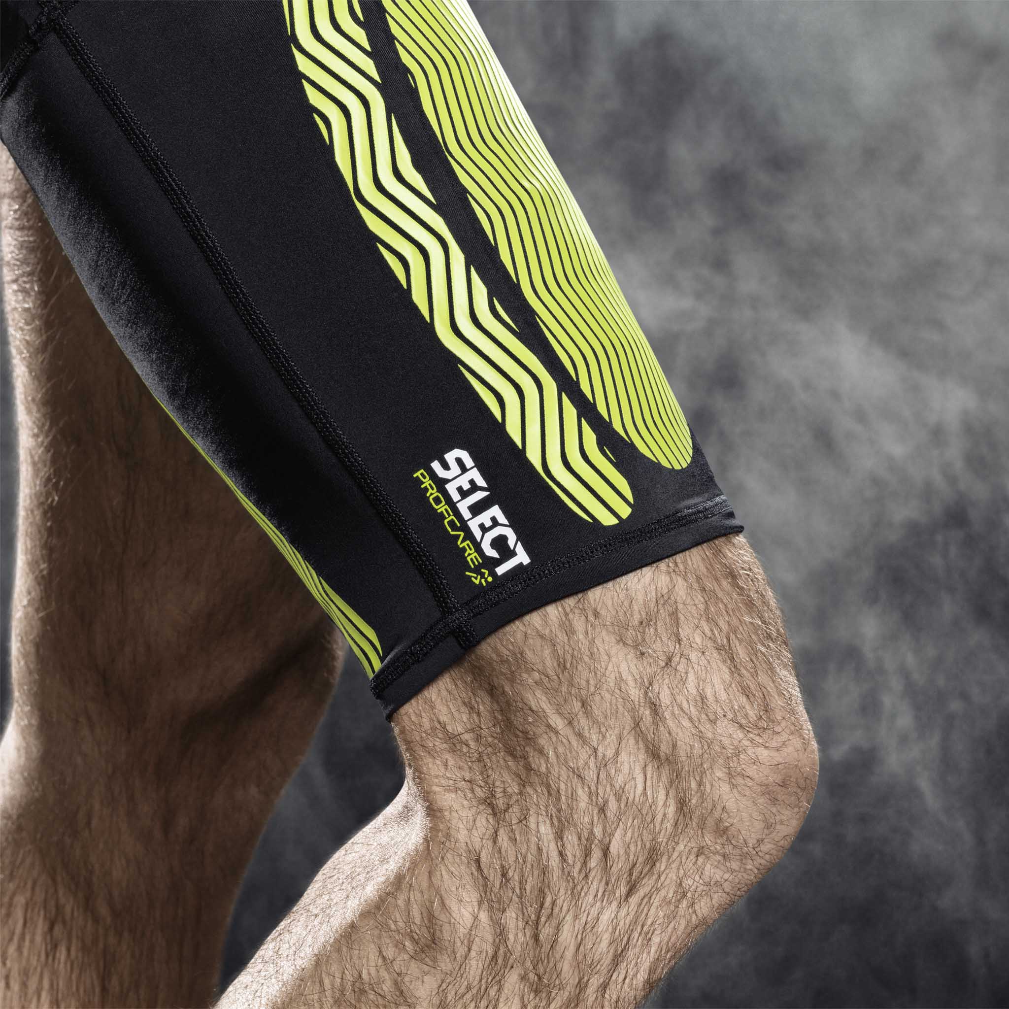 Thigh compression support #colour_black