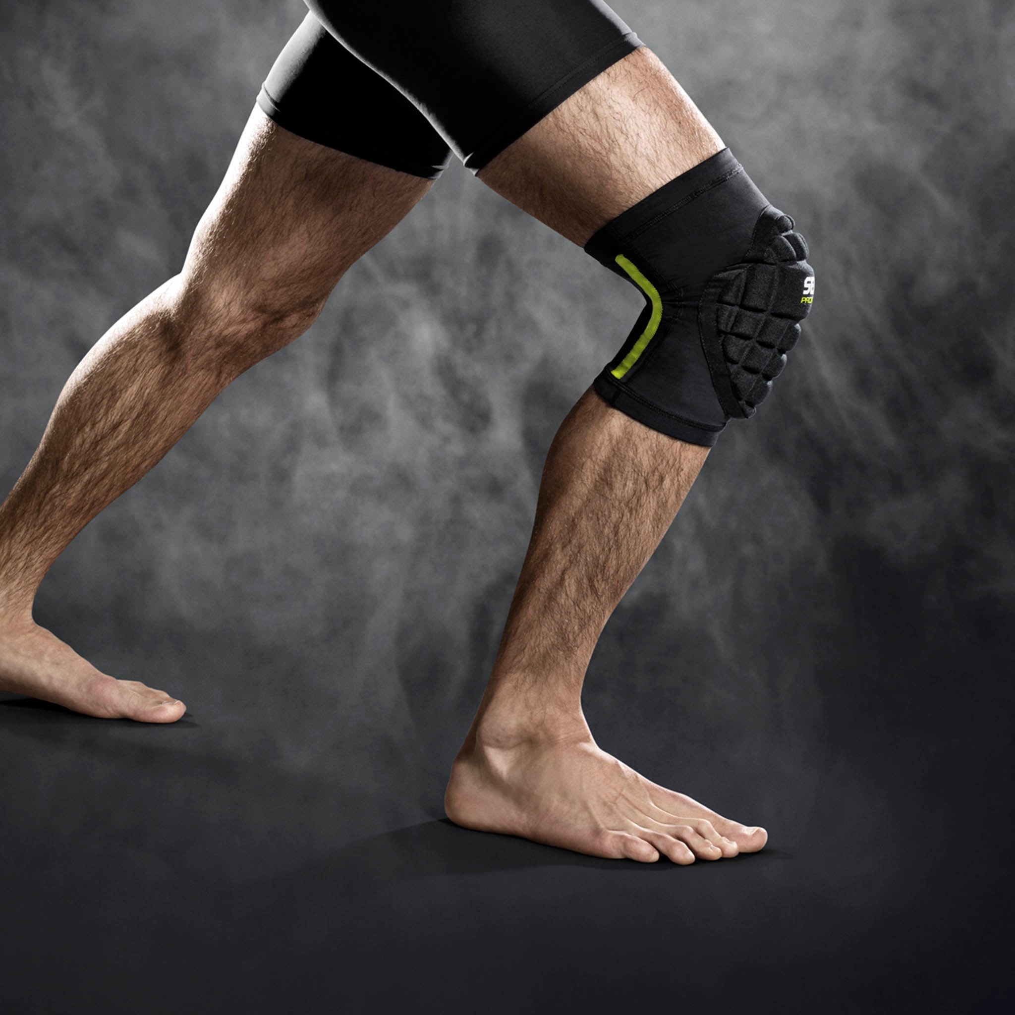 Knee compression #colour_black
