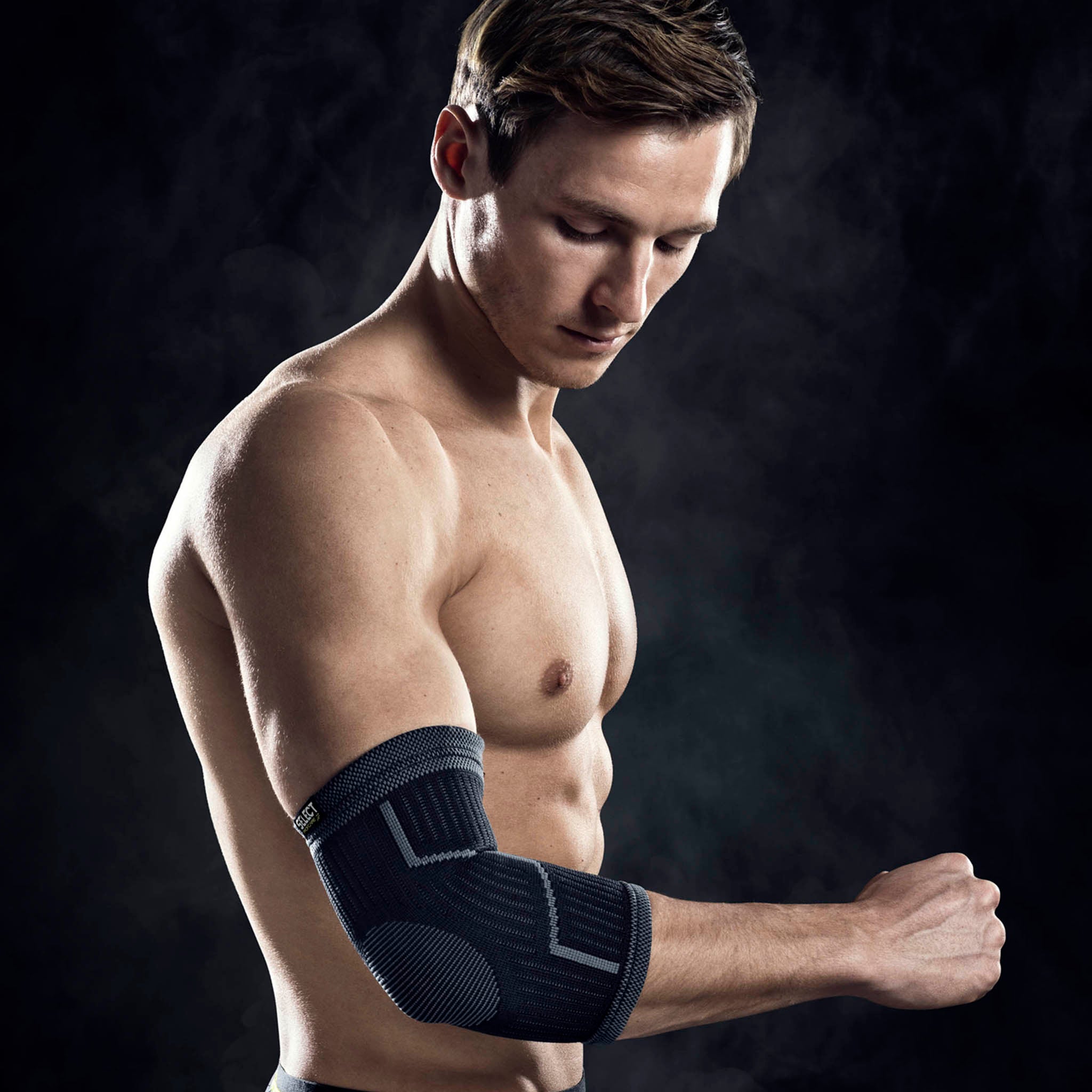 Elbow support - nylon #colour_black