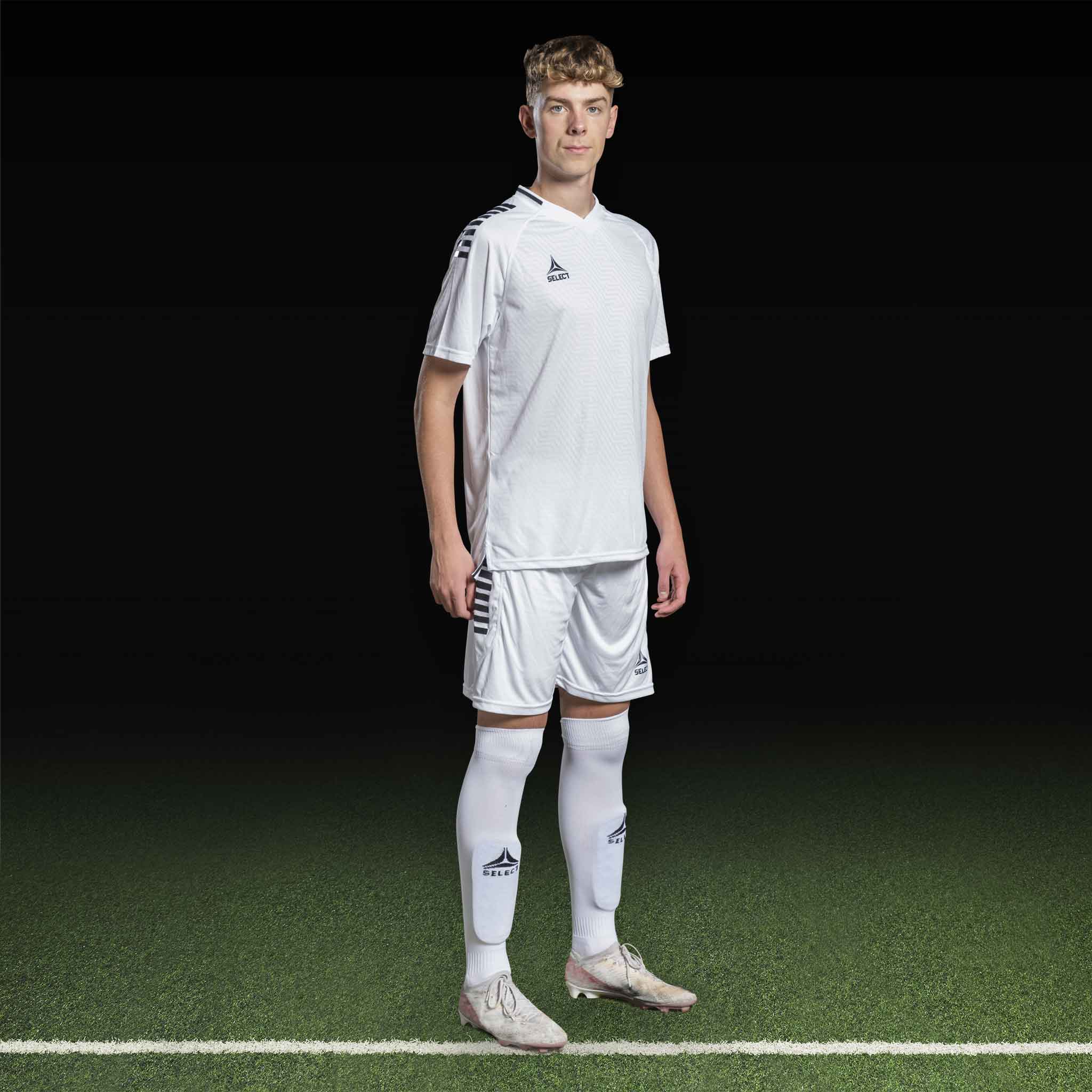 Monaco Player shorts #colour_white/black