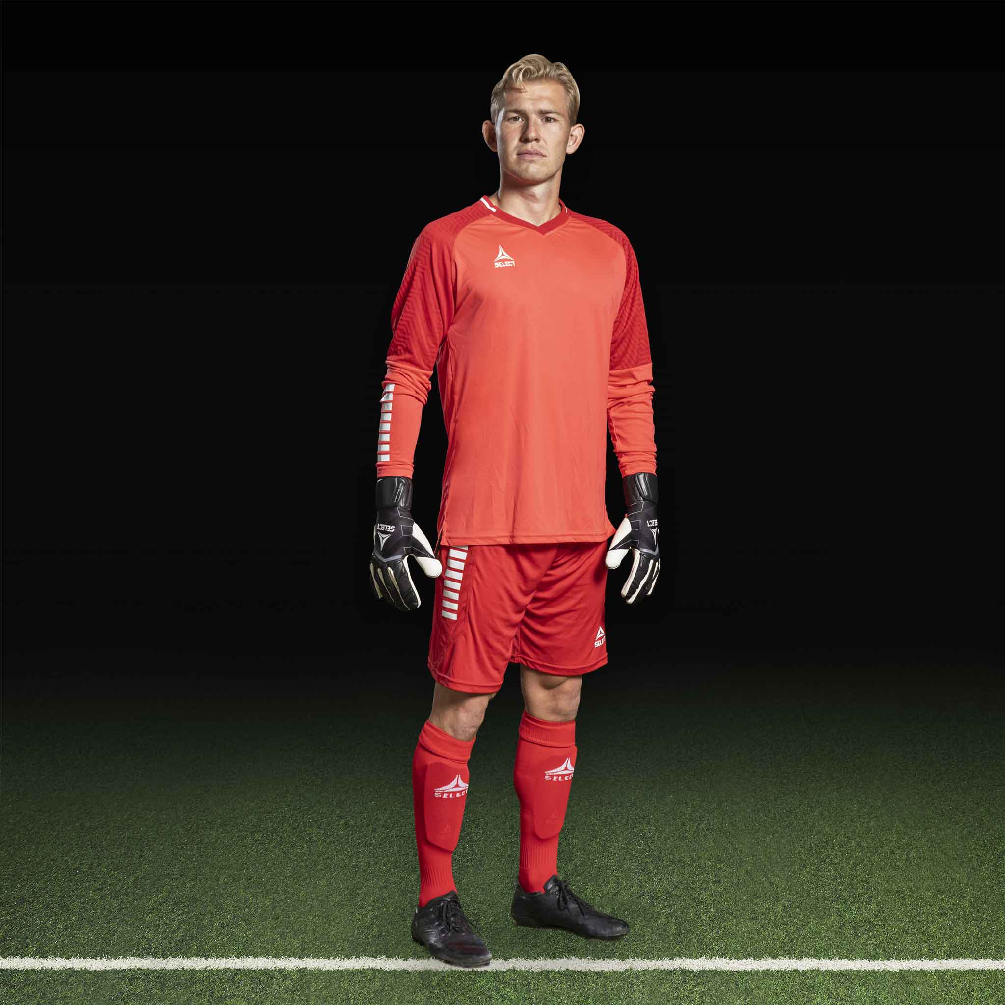 Monaco Goalkeeper shirt #colour_red/red