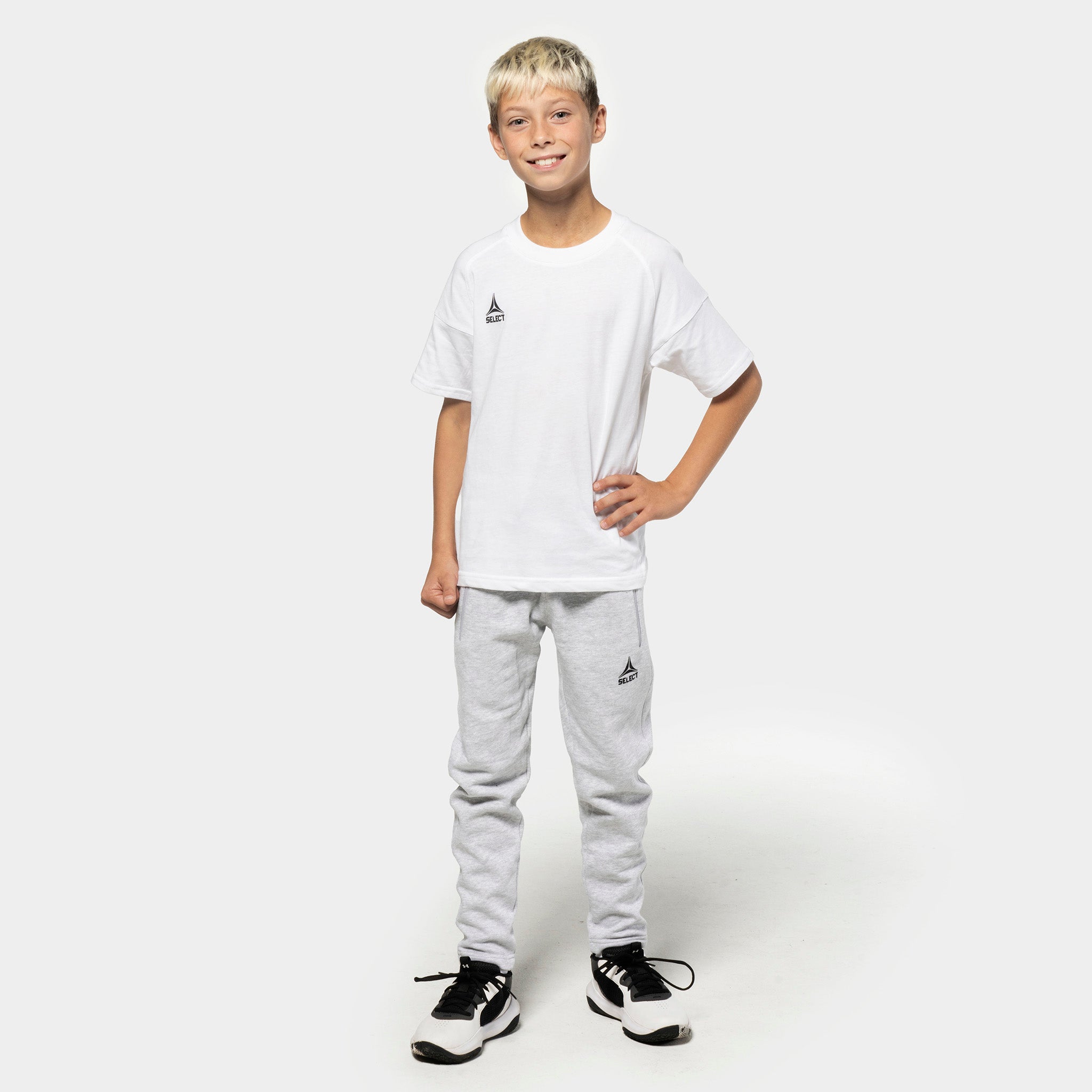 Oxford sweatpants - kids #colour_white #colour_grey