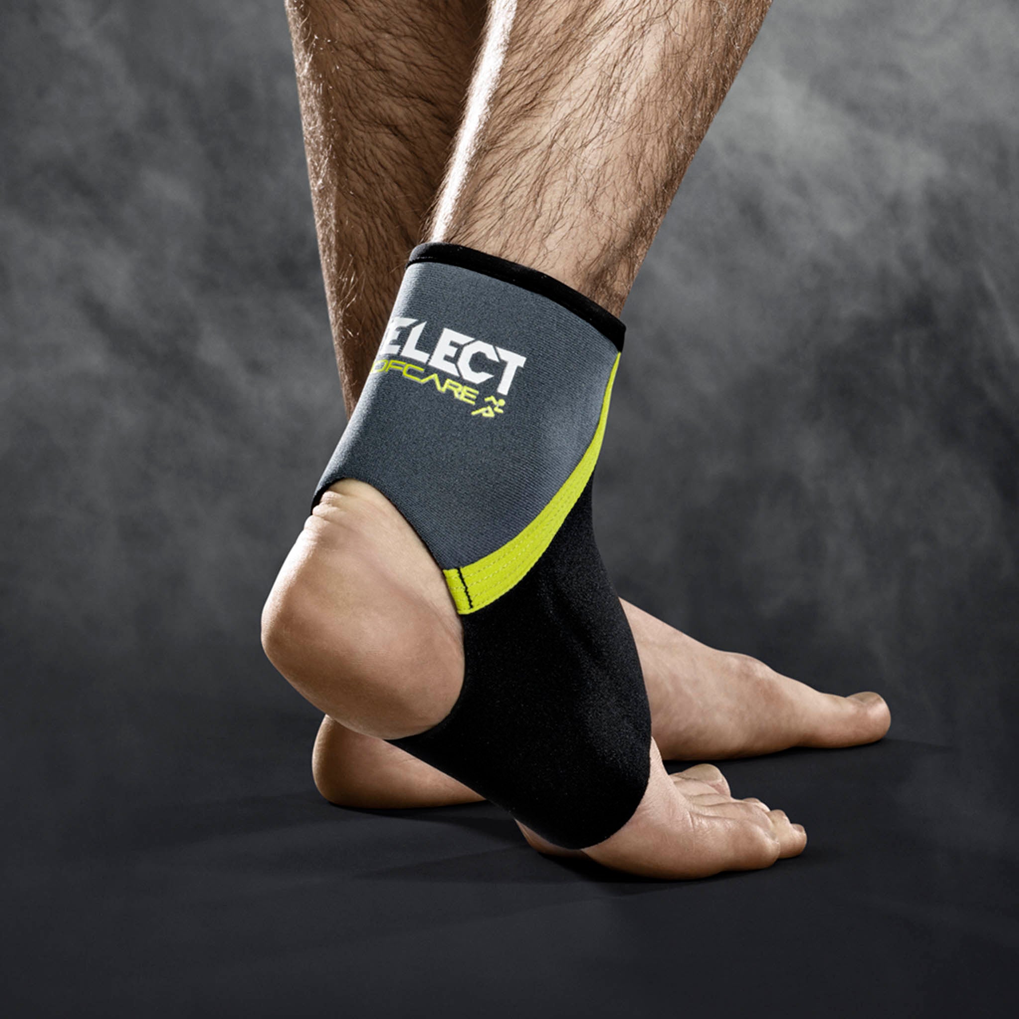 Ankle support #colour_black