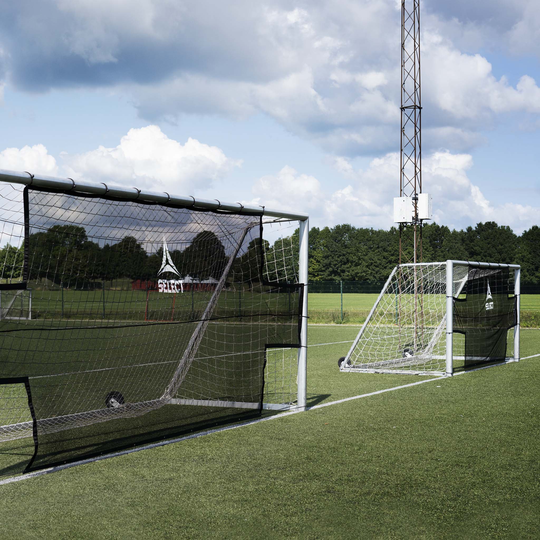 Goal net #colour_black